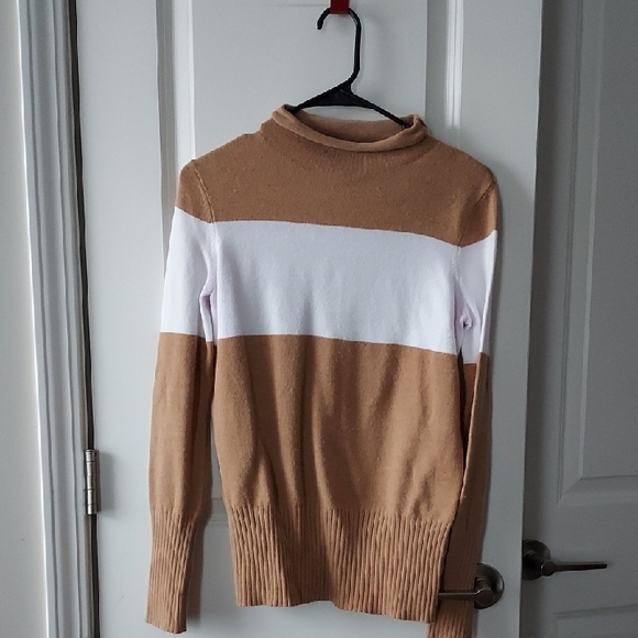 French Connection Tan and White Cowl Neck Sweater Small - Picture 1 of 8
